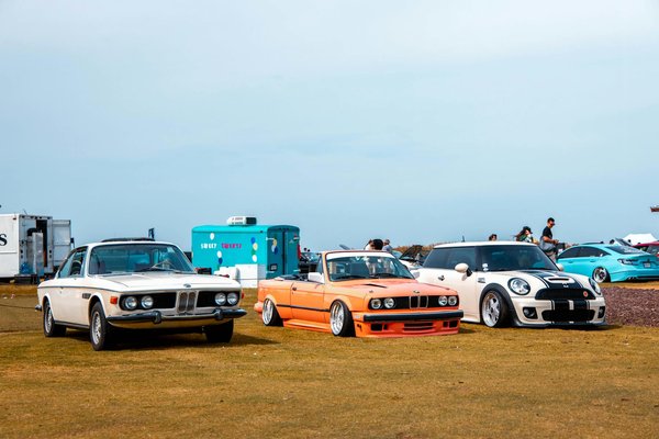 Célébrités et leur Vespa : le scooter du glamour