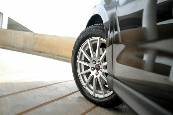 Location d'utilitaire à Cannes : des véhicules pour tous vos besoins